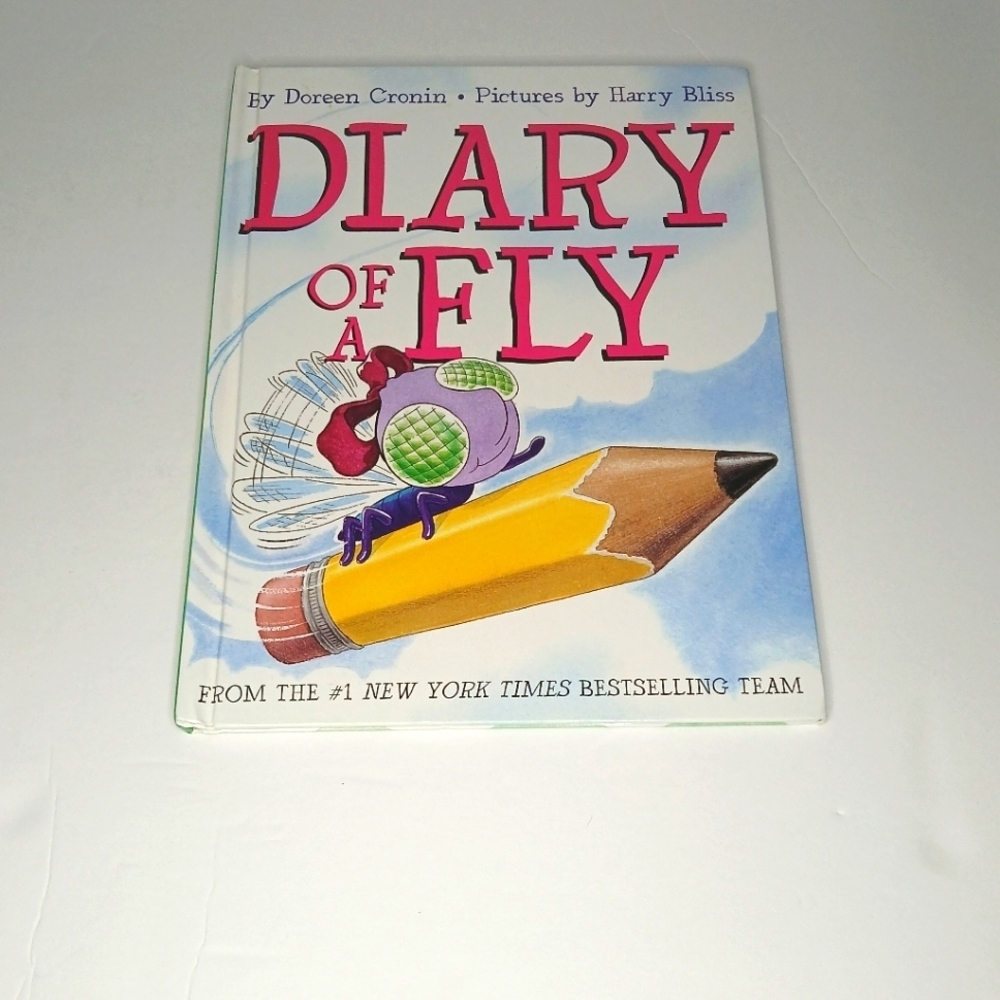 Diary of a Fly Book by Doreen Cronin Good Condition